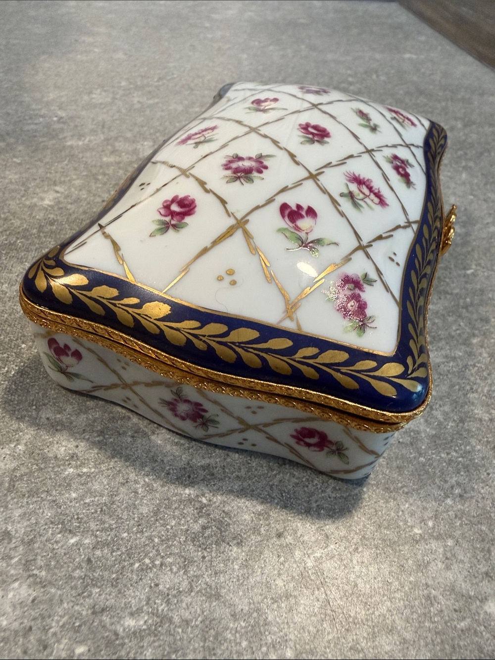 Limoges FraPorcelain Floral Trinket Box with Gold Accents - White, Cobalt & Pink - Picture 3 of 6